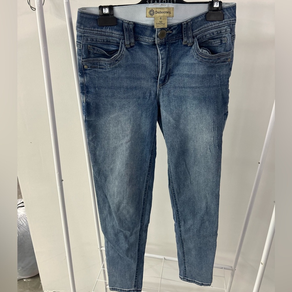 Democracy Women's Light Blue Skinny Jeans